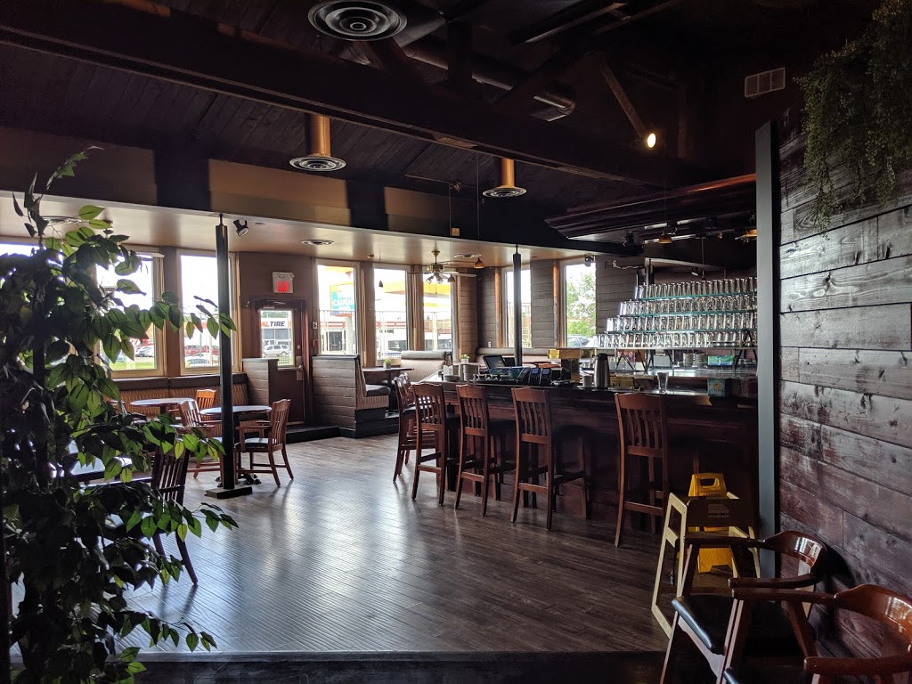 India House Restaurant | 4371 Albert St, Regina, SK S4S 3R6, Canada | Phone: (306) 586-4444