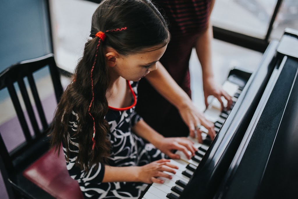 Chinook School of Music Inc | 3522 19 St SW, Calgary, AB T2T 4X6, Canada | Phone: (403) 246-8446