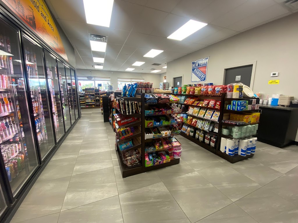 Scottys Esso Car Wash | 2A Hawkridge Blvd, Penhold, AB T0M 1R0, Canada | Phone: (403) 573-0922