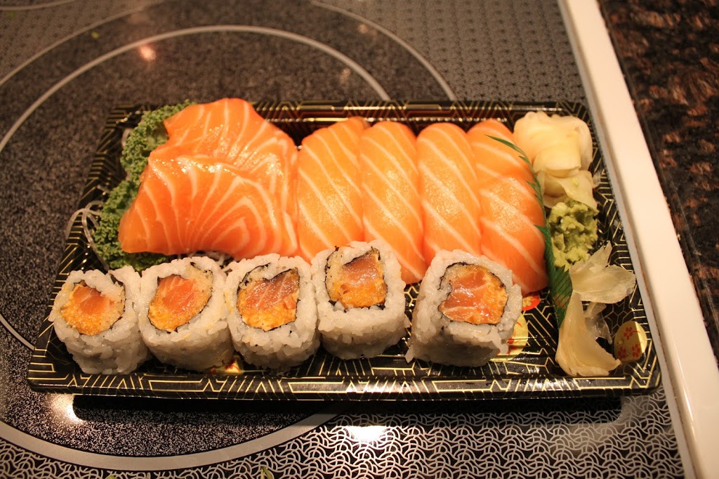 Azumi Sushi | 5516 Lawrence Ave E, Scarborough, ON M1C 3B2, Canada | Phone: (416) 284-3033