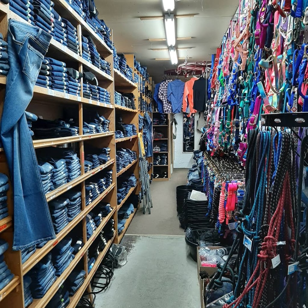 Boutique du Harnais | 139 Route 137 Sud, Sainte-Cécile-de-Milton, QC J0E 2C0, Canada | Phone: (450) 378-1436