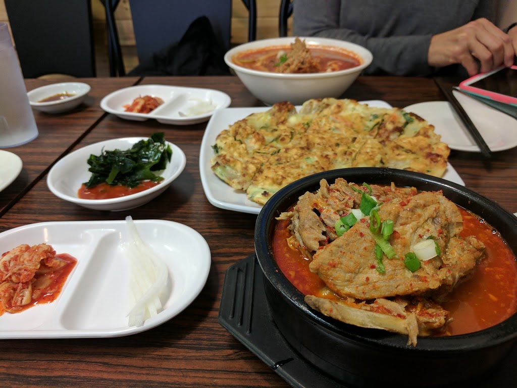 Hong Du Kkae | 2241 Pembina Hwy, Winnipeg, MB R3T 2H1, Canada | Phone: (204) 219-0025