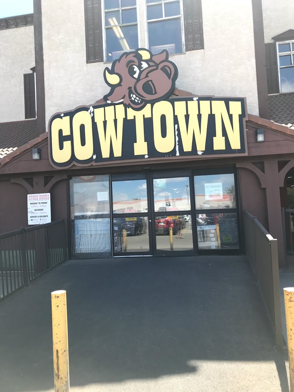 Cowtown | 745 Park St, Regina, SK S4N 4Y4, Canada | Phone: (306) 721-2727