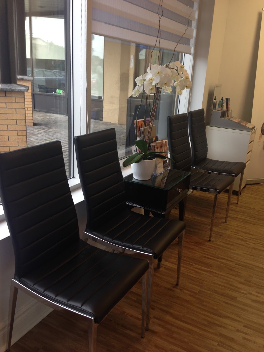 Institut de beauté Oréa | 2014 Boulevard René-Laennec, Laval, QC H7M 4J8, Canada | Phone: (450) 490-1818