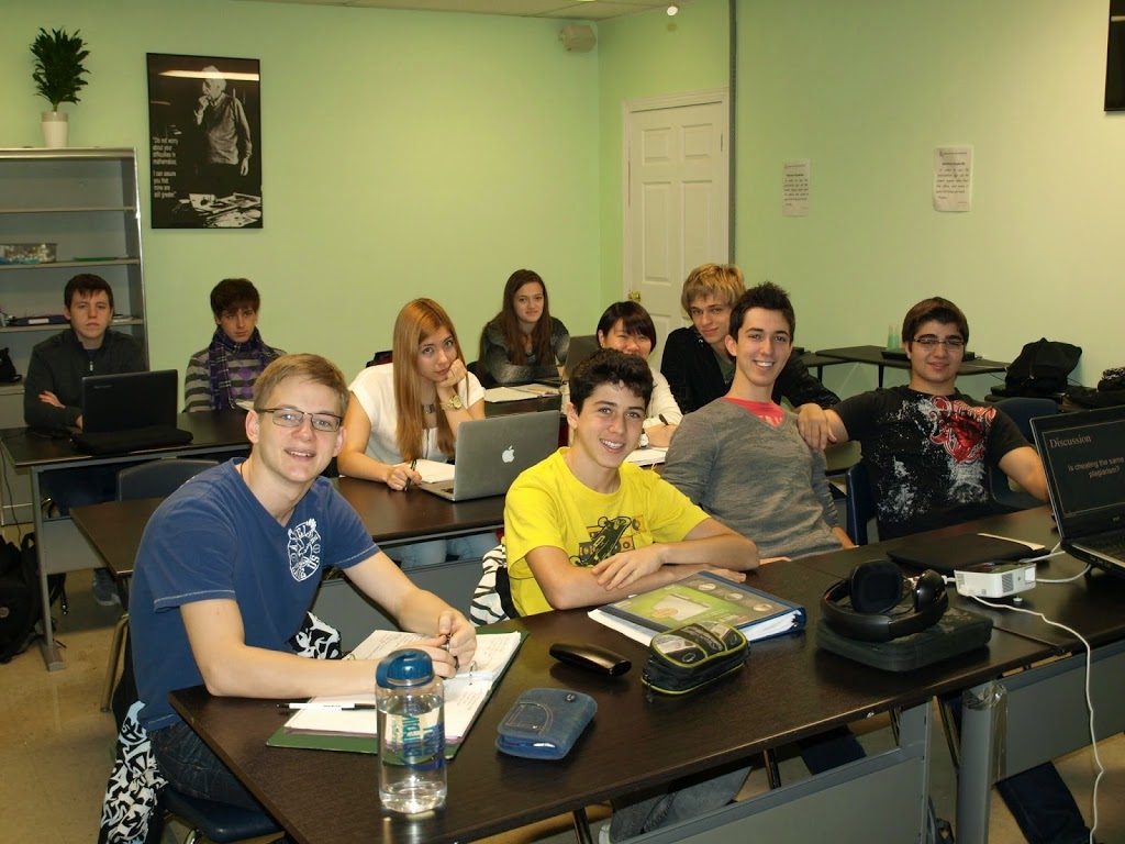 Discovery Academy | 10030 Yonge St, Richmond Hill, ON L4C 1T8, Canada | Phone: (416) 302-4085