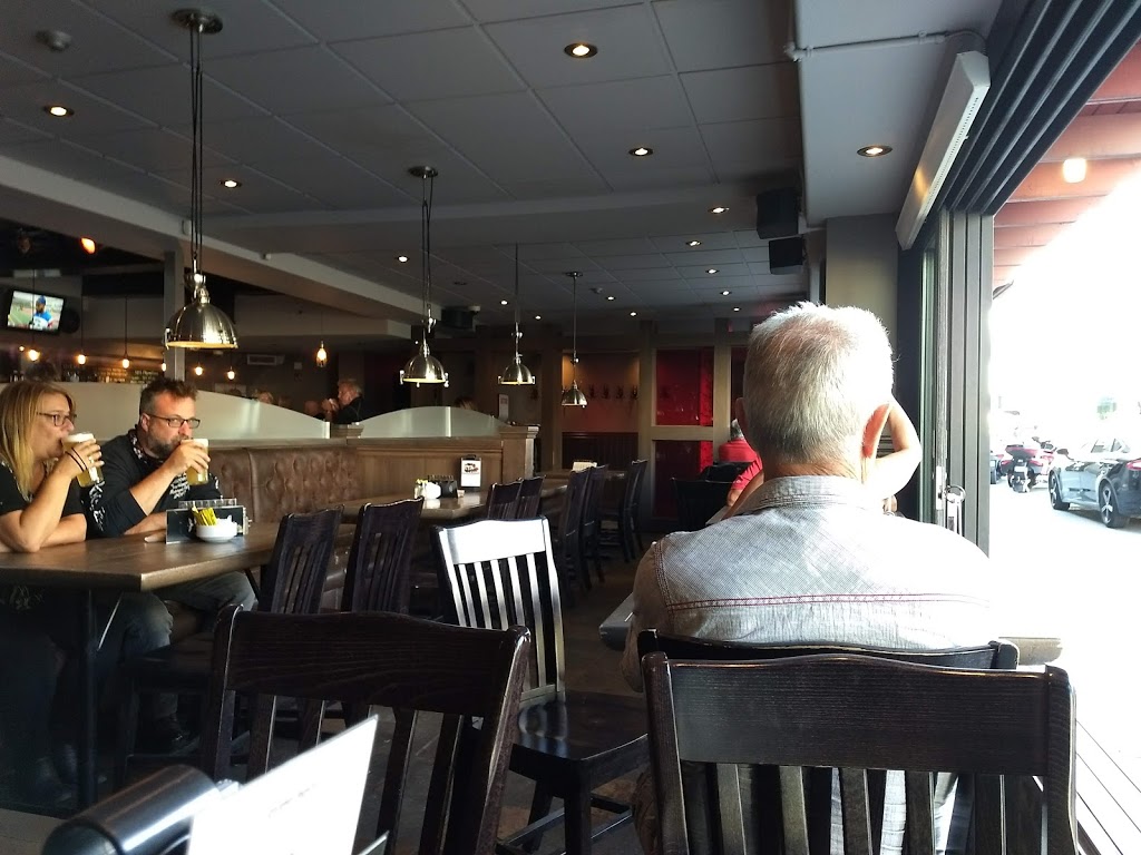 Tim Hortons | 645 Avenue Taniata, Saint-Jean-Chrysostome, QC G6Z 2C1, Canada | Phone: (418) 834-2652