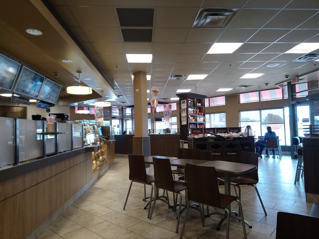 Tim Hortons | 2656 Bd Daniel-Johnson, Laval, QC H7T 2K1, Canada | Phone: (450) 973-3804