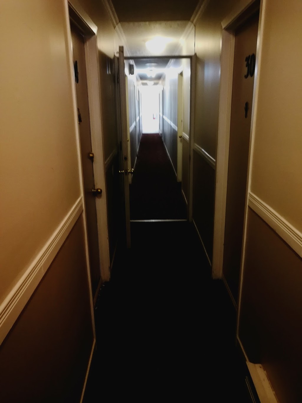Ottawa Best Hotel | 5023 Bank St S, Gloucester, ON K1G 3N4, Canada | Phone: (613) 822-0392