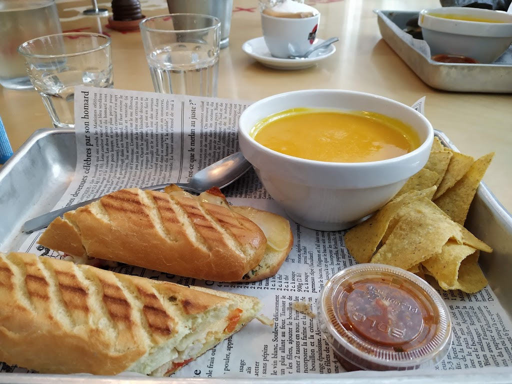 The Sandwich Bar + Bistro. | 1918 Chem. du Village, Mont-Tremblant, QC J8E 1K4, Canada | Phone: (819) 717-1559