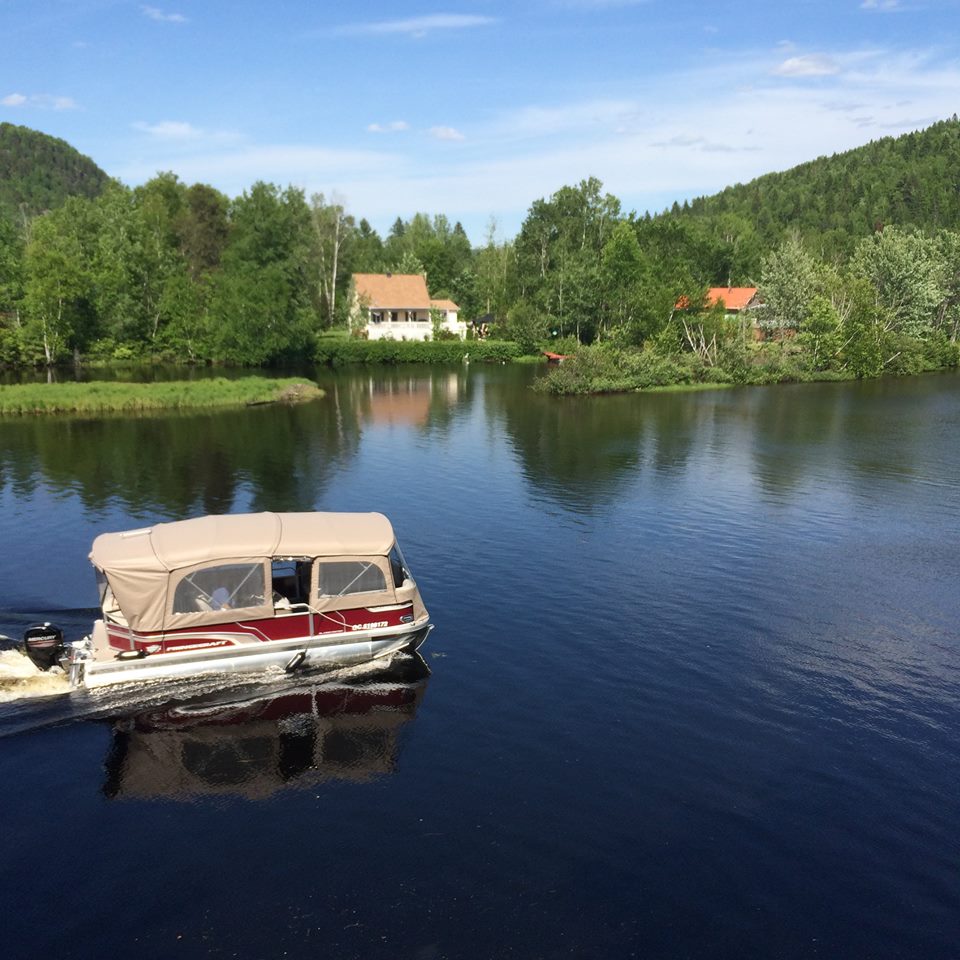 Camping la Tuque | 1 Rue de la Rivière, La Tuque, QC G9X 3N6, Canada | Phone: (819) 523-4561