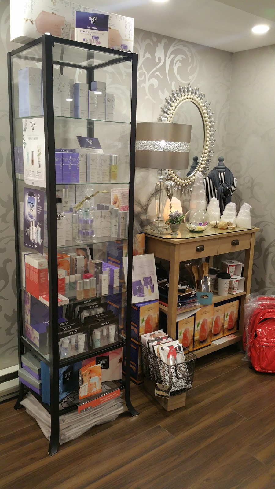 ESTHÉTIQUE CLAUDIA CAFARO | 90 Bd de la Concorde E suite 203, Laval, QC H7G 2B9, Canada | Phone: (450) 575-4820