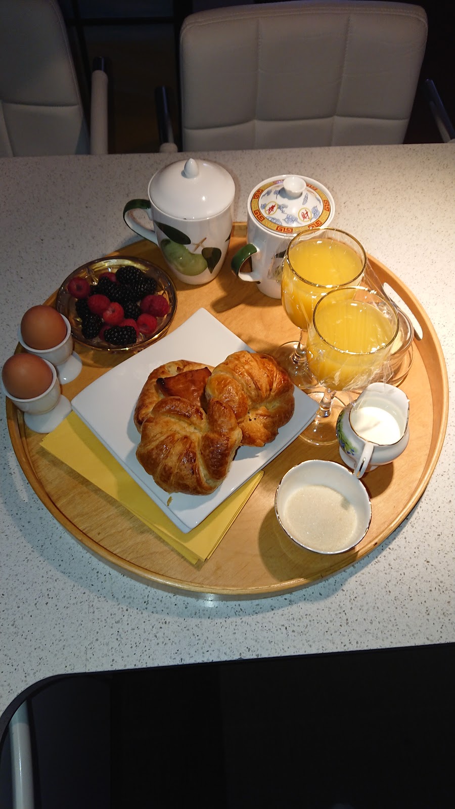 Jasper Place B&B | 8940 150 St NW, Edmonton, AB T5R 1E7, Canada | Phone: (780) 430-0275