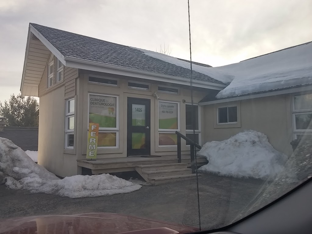 Clinique de denturologie Sainte-Adèle | 1405 Boulevard de Sainte-Adèle, Sainte-Adèle, QC J8B 2N6, Canada | Phone: (450) 745-0339