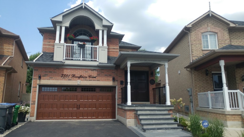 Amana Garage Door | 820 Sales Ct, Milton, ON L9T 0Z2, Canada | Phone: (905) 602-4488