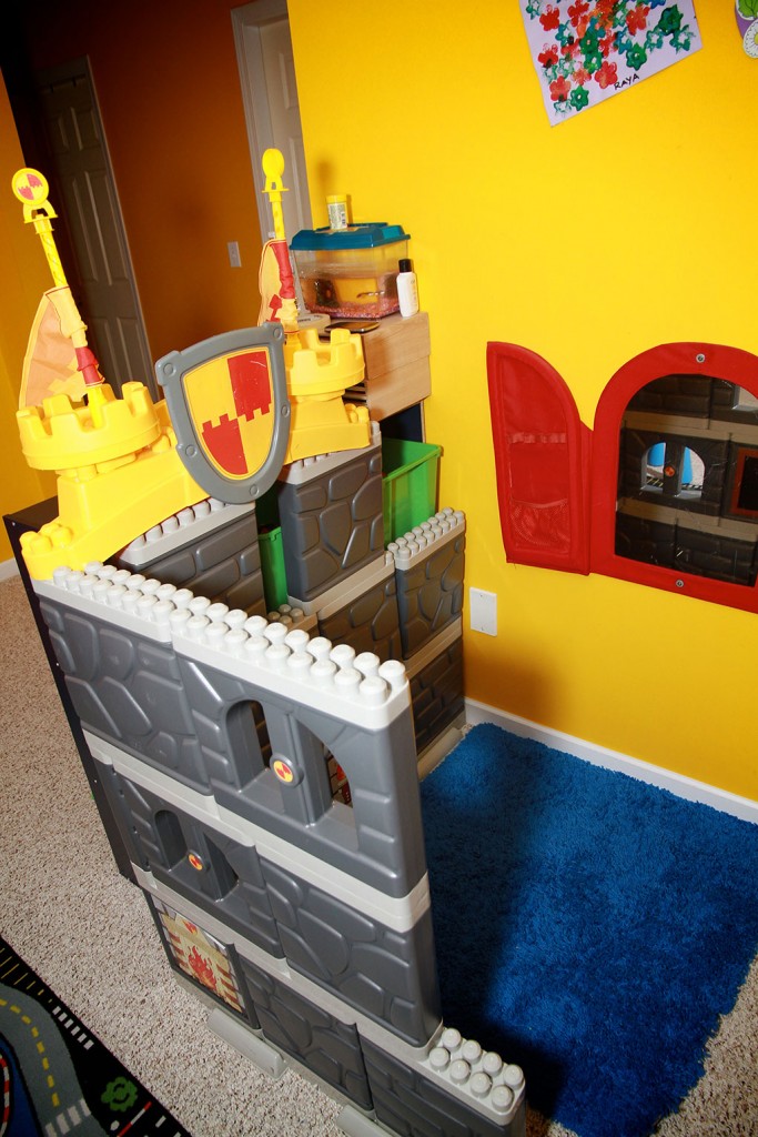 Tots of Fun Daycare | 14629 102 Ave, Surrey, BC V3R 7E5, Canada | Phone: (778) 288-9885