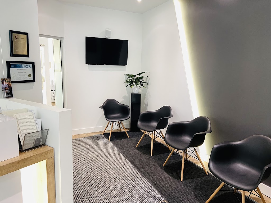 Clinique Dentaire du Carré Gouin - Dre Nayla Barrak | 5995 Boul Gouin O #210, Montréal, QC H4J 2P8, Canada | Phone: (514) 334-3343