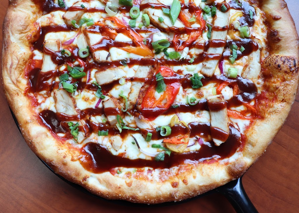 Pizza Salvatoré | 1120 Bd Saint-Joseph, Drummondville, QC J2C 2C7, Canada | Phone: (866) 695-6666