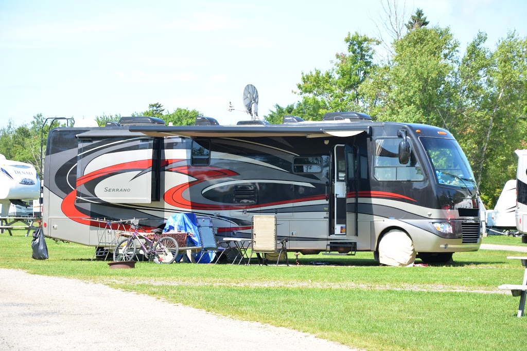 Camping Transit | 600 Chemin Saint-Roch, Lévis, QC G6Y 0W3, Canada | Phone: (418) 838-0948