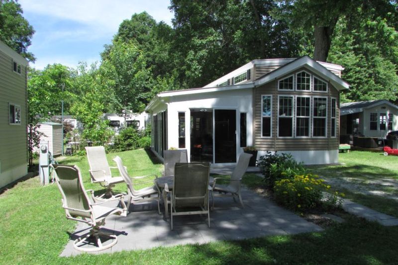 Alburgh RV Resort & Travel Sales | 1 Alburg Rv Resort, Alburg, VT 05440, USA | Phone: (802) 796-3733