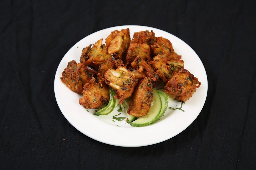The Curry Pot | 333 Ontario St B3, St. Catharines, ON L2R 5L3, Canada | Phone: (905) 687-9999