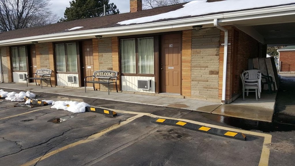Shivas Travelers Lodge | 5930 Buffalo Ave, Niagara Falls, NY 14304, USA | Phone: (716) 283-9978