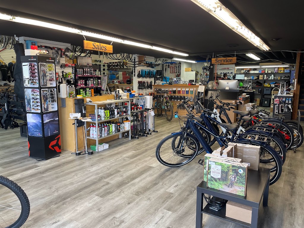 Blacks Cycle | 274 Anderton Rd, Comox, BC V9M 1Y2, Canada | Phone: (250) 339-7011