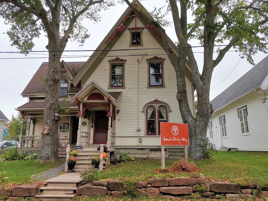 Michael Stanley Pottery | 22 Howard St, Victoria, PE C0A 2G0, Canada | Phone: (902) 393-2339