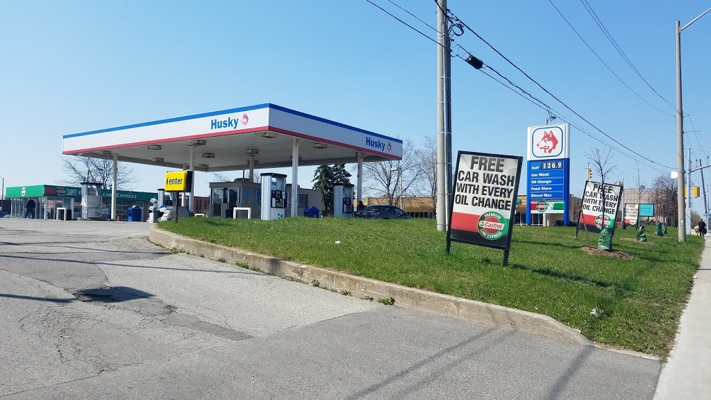 HUSKY | 7377 Yonge St, Thornhill, ON L3T 2B4, Canada | Phone: (905) 882-6351