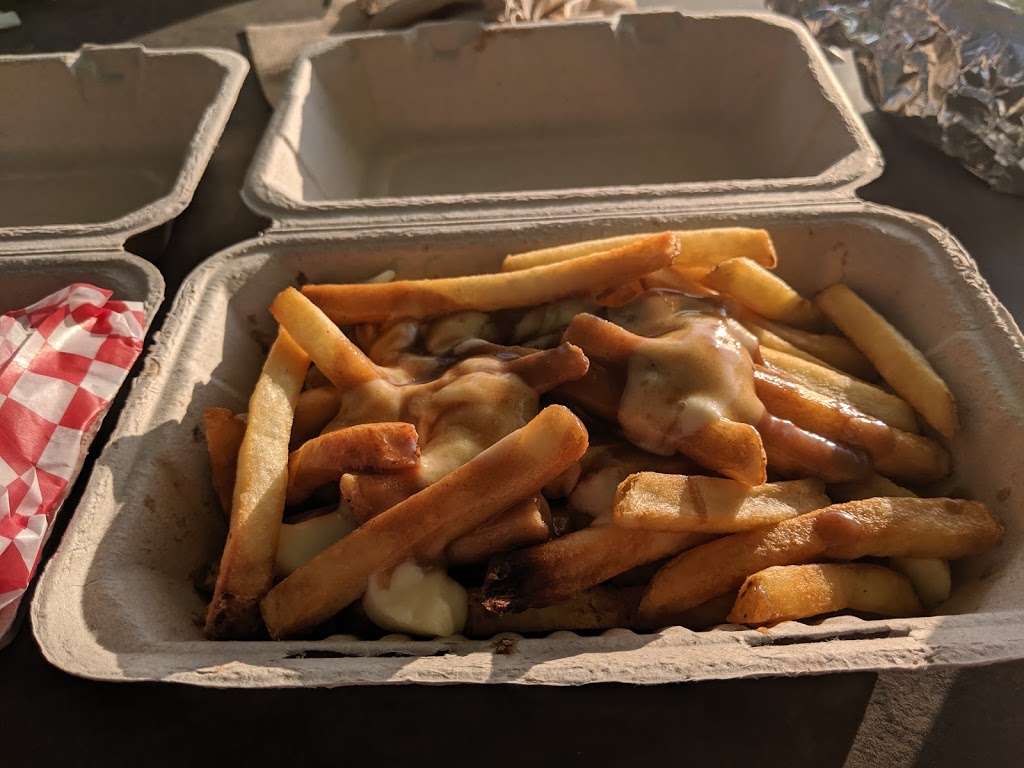 Willys Burger Bar | 267 Huron St, Clinton, ON N0M 1L0, Canada | Phone: (519) 606-0040
