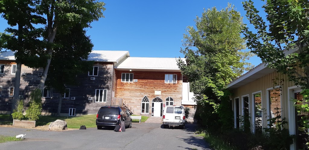 Chalet du Boisé | 2200 Chemin des Sucreries, Varennes, QC J3X 1P7, Canada | Phone: (450) 652-6598