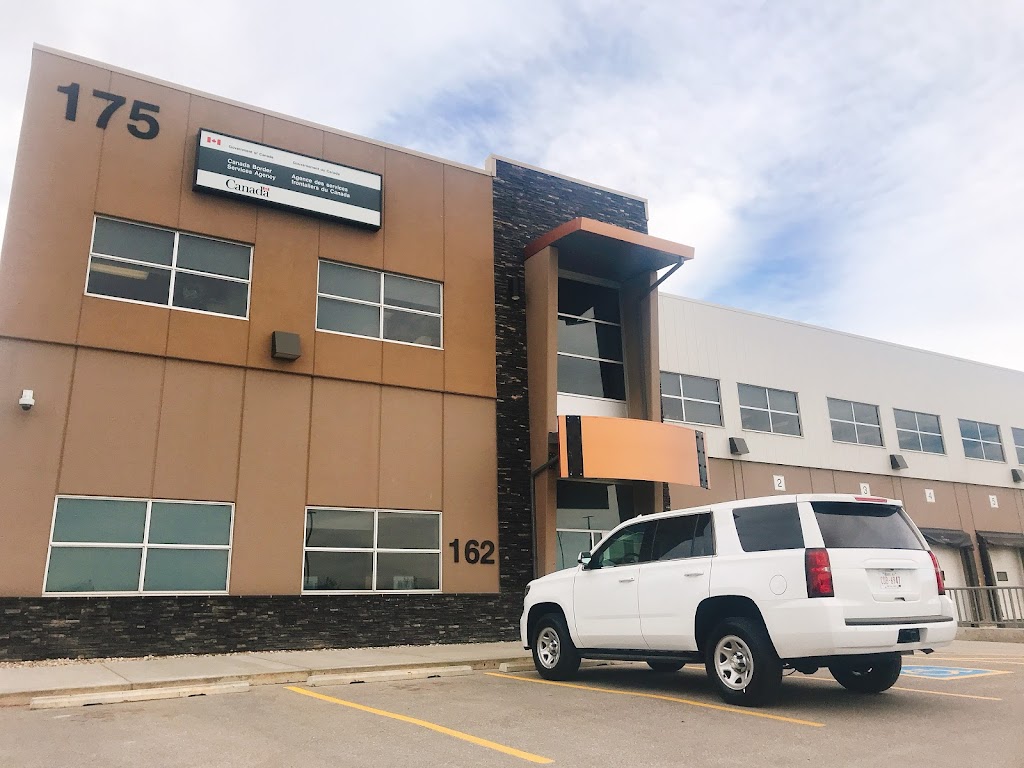 Canada Border Services Agency Commercial Office | point of interest | 175 Aero Way Northeast, Unit 162, Calgary, AB T2E 6K2, Canada | 8004619999 OR +1 800-461-9999