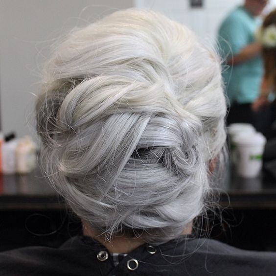 Moda Salon | 2021 Green Rd, Bowmanville, ON L1C 3K7, Canada | Phone: (905) 419-6632