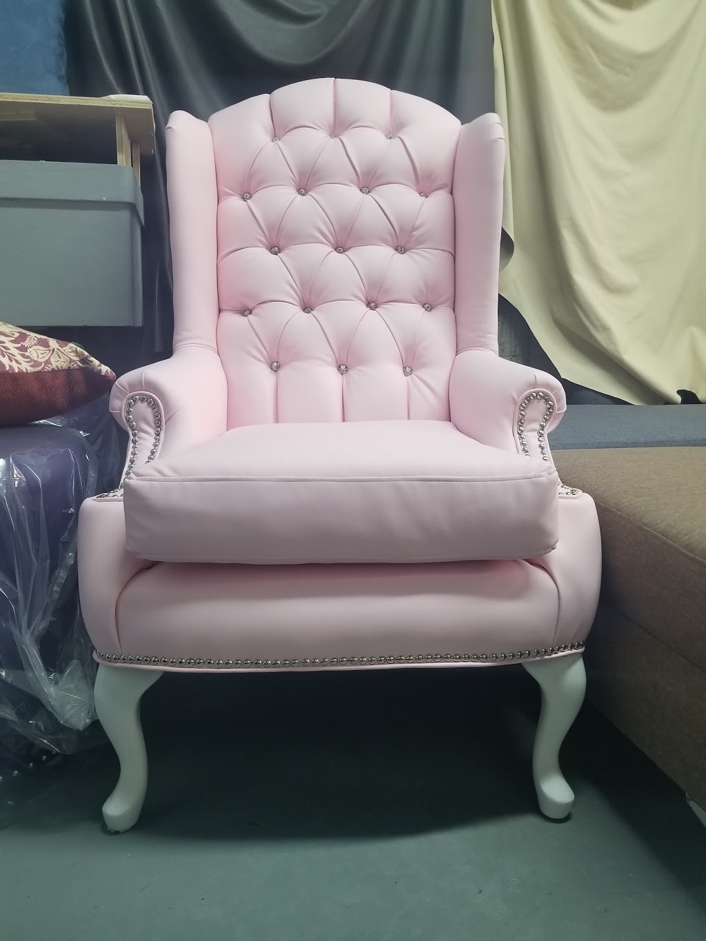 Del Sol Upholstery | 3625 Weston Rd Unit #7, North York, ON M9L 1V9, Canada | Phone: (416) 922-7566