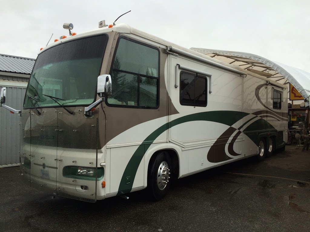 Fiberglass Repairs - Dan the Boatman | 830 Columbia St, Abbotsford, BC V2T 5X8, Canada | Phone: (604) 855-8371