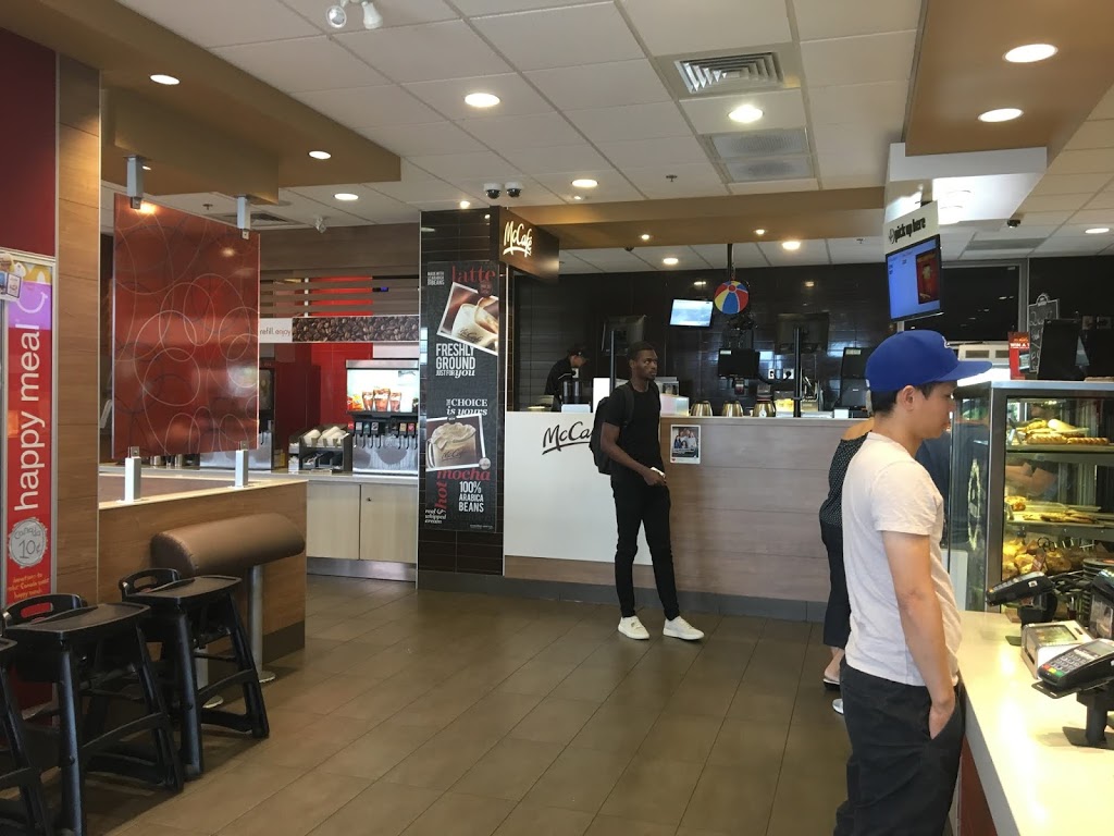 McDonalds | 300 Taylor Rd, Niagara-on-the-Lake, ON L0S 1J0, Canada | Phone: (905) 685-8371