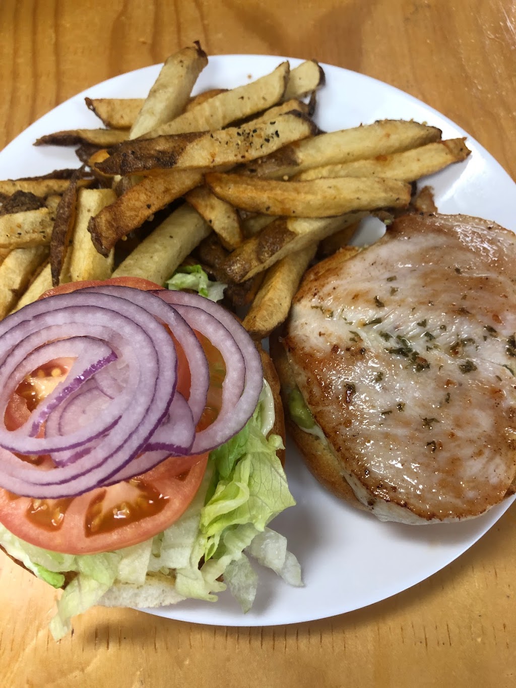 Fat Jacks Diner & Pub | 50865 Trans-Canada Hwy, Boston Bar, BC V0K 1C0, Canada | Phone: (604) 867-9296