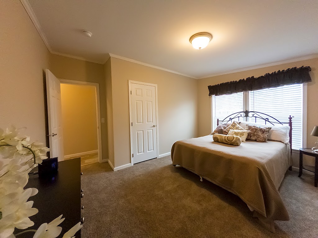Rock Oak Estates | 9925 Whitwick Terrace, Clarence, NY 14031, USA | Phone: (716) 759-1682