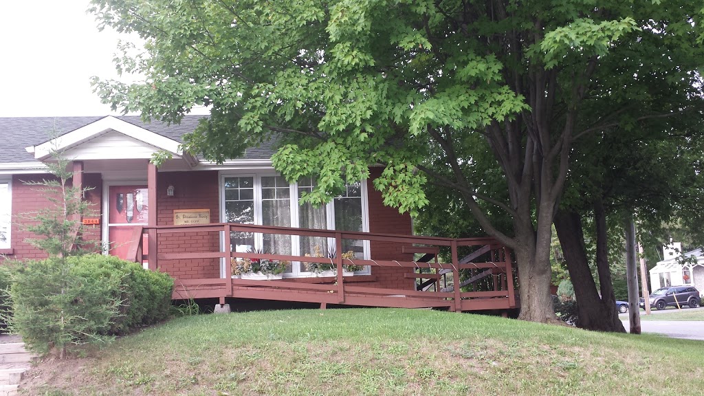Kuntz Christiane Dr | 3844 Albion Rd, Gloucester, ON K1T 1B1, Canada | Phone: (613) 737-0340