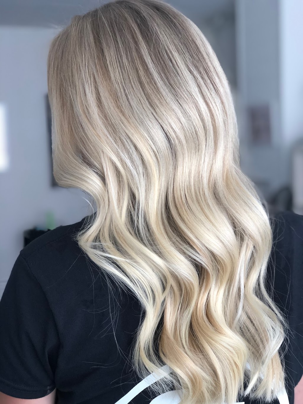 Blown and Balayaged | 74 Facer St Unit 4, St. Catharines, ON L2M 5J2, Canada | Phone: (289) 362-5911
