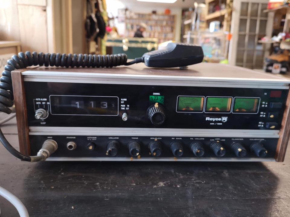 La brocante dAnnie | 353 Rue Principale, Sainte-Émélie-de-lÉnergie, QC J0K 2K0, Canada | Phone: (450) 750-2001