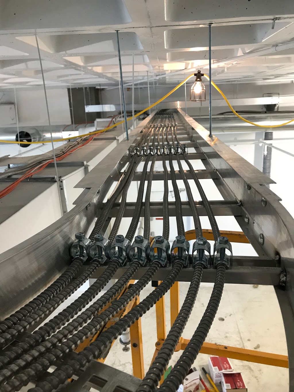 TECO, entrepreneur électricien inc. | 15 Chemin du Harfang des Neiges, Stoneham-et-Tewkesbury, QC G3C 0T1, Canada | Phone: (581) 307-7847