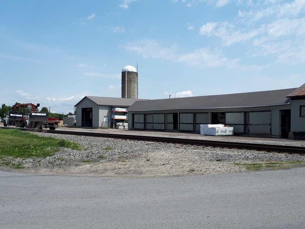 Matériaux R Thibault & Fils Inc | 238 Rue Centrale, Saint-Stanislas-de-Kostka, QC J0S 1W0, Canada | Phone: (450) 373-2188