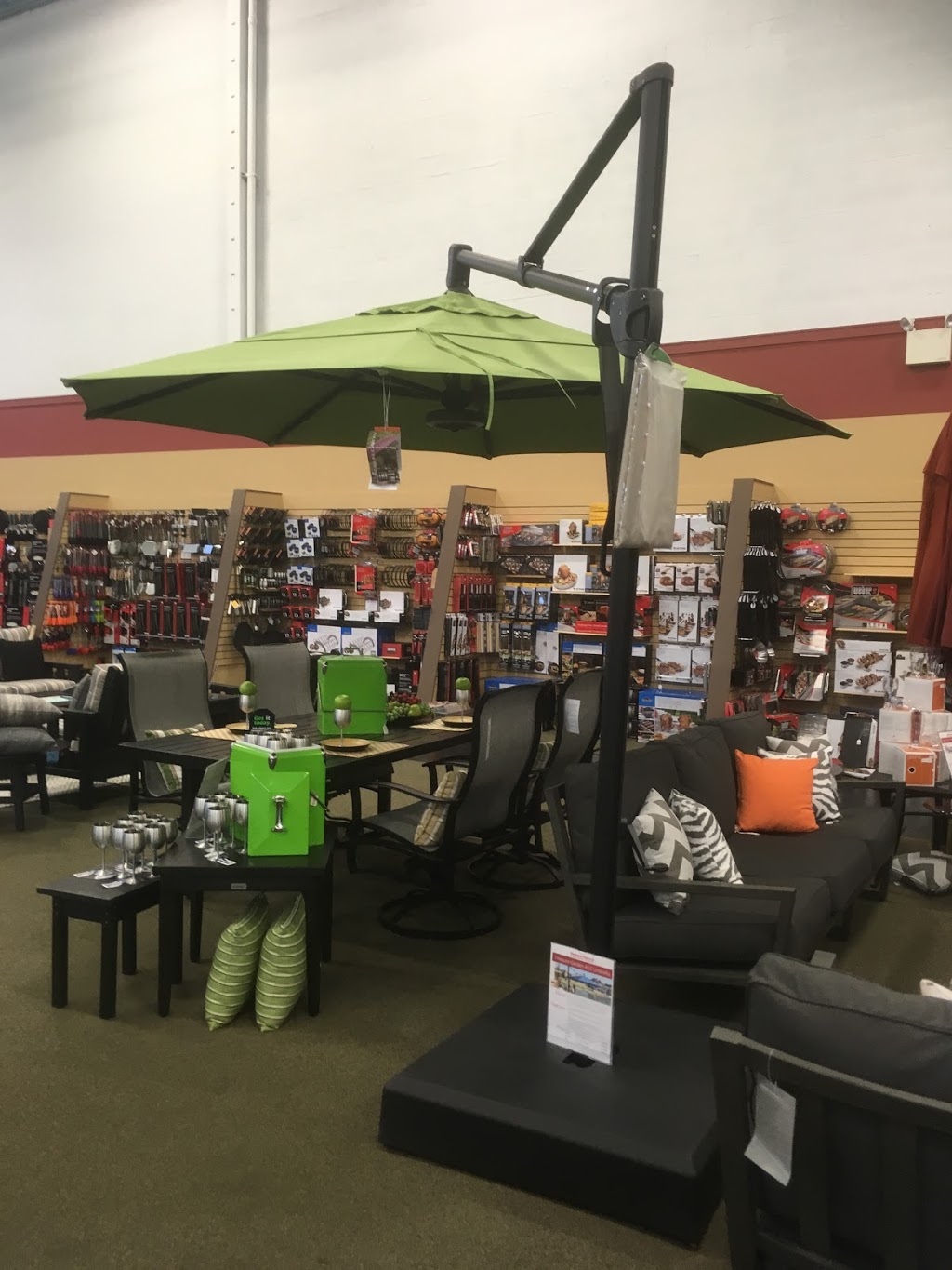 Barbecues Galore - Burlington | 3100 Harvester Rd, Burlington, ON L7N 3W8, Canada | Phone: (905) 639-5952