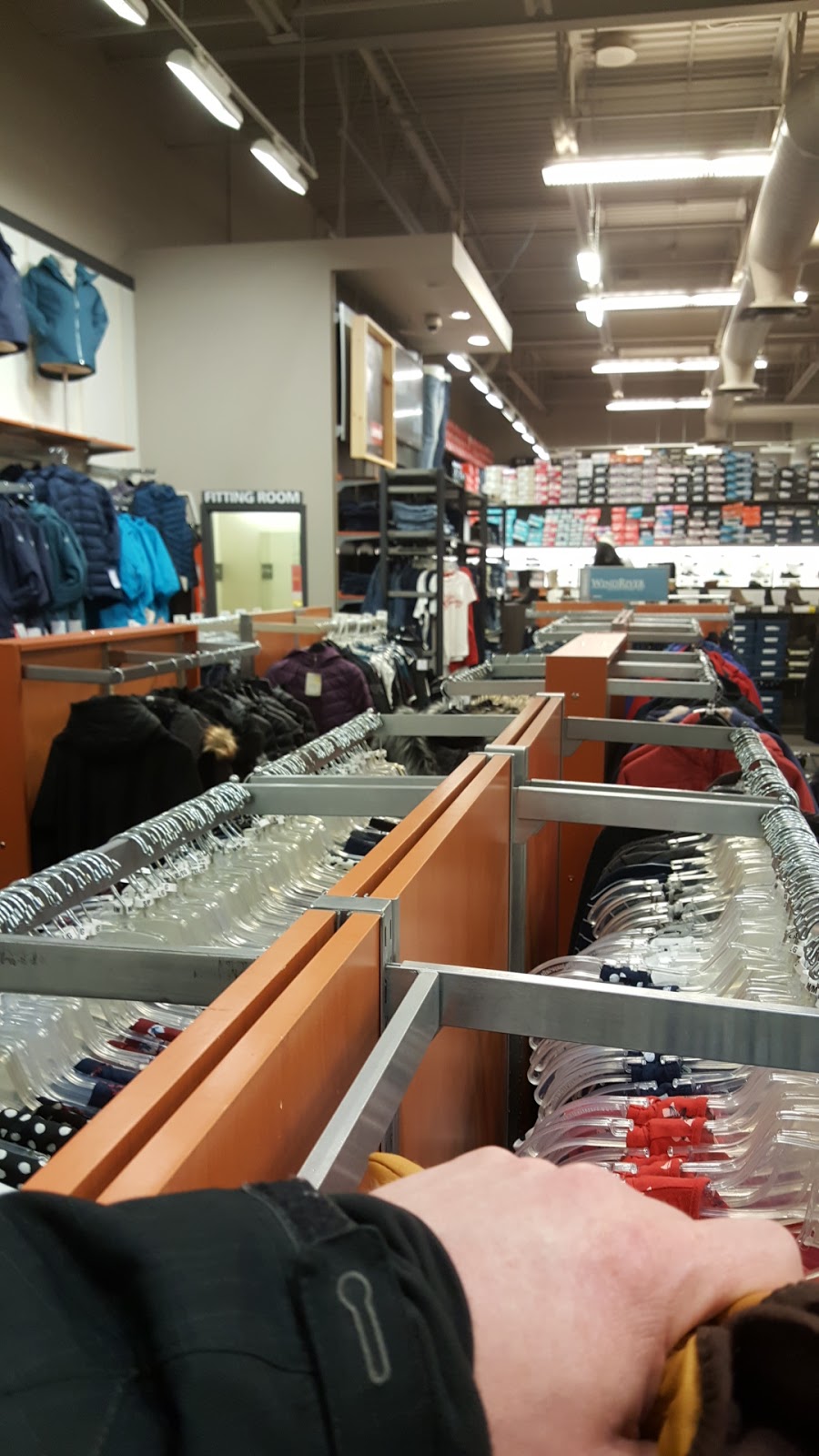 Marks | 96 Campsite Rd #12, Spruce Grove, AB T7X 4J3, Canada | Phone: (780) 962-0047