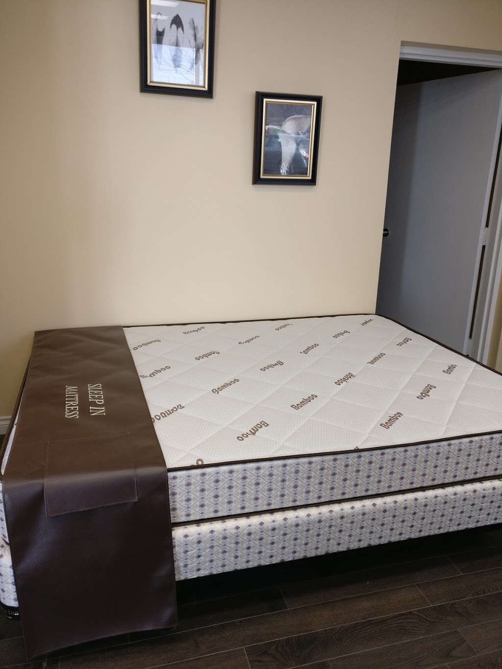 Sleep In Mattress Inc | 44 Woodbine Downs Blvd, Etobicoke, ON M9W 6N5, Canada | Phone: (647) 430-9721
