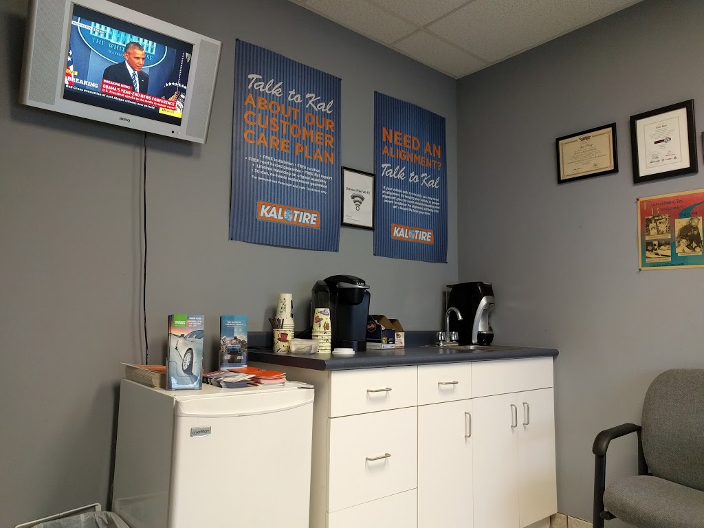 Kal Tire | 799 Juliana Dr, Woodstock, ON N4V 1A2, Canada | Phone: (519) 421-2313