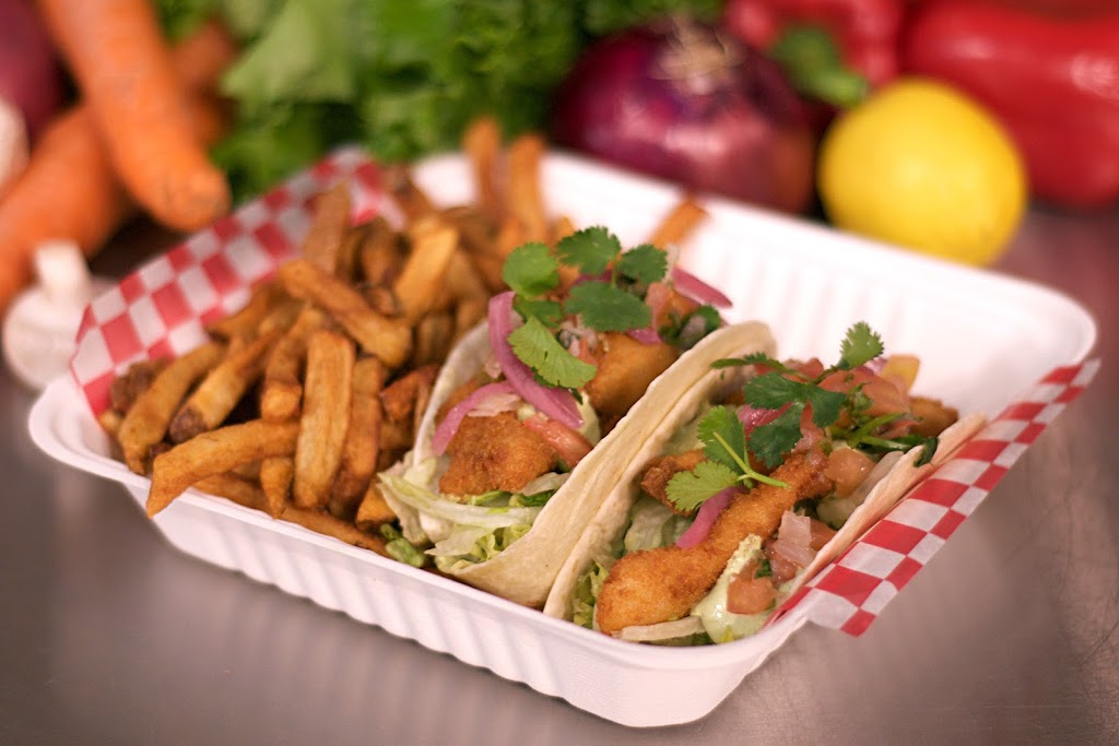 Fish + Chix | 600 Windmill Rd Unit #3, Dartmouth, NS B3B 1B5, Canada | Phone: (902) 446-4400