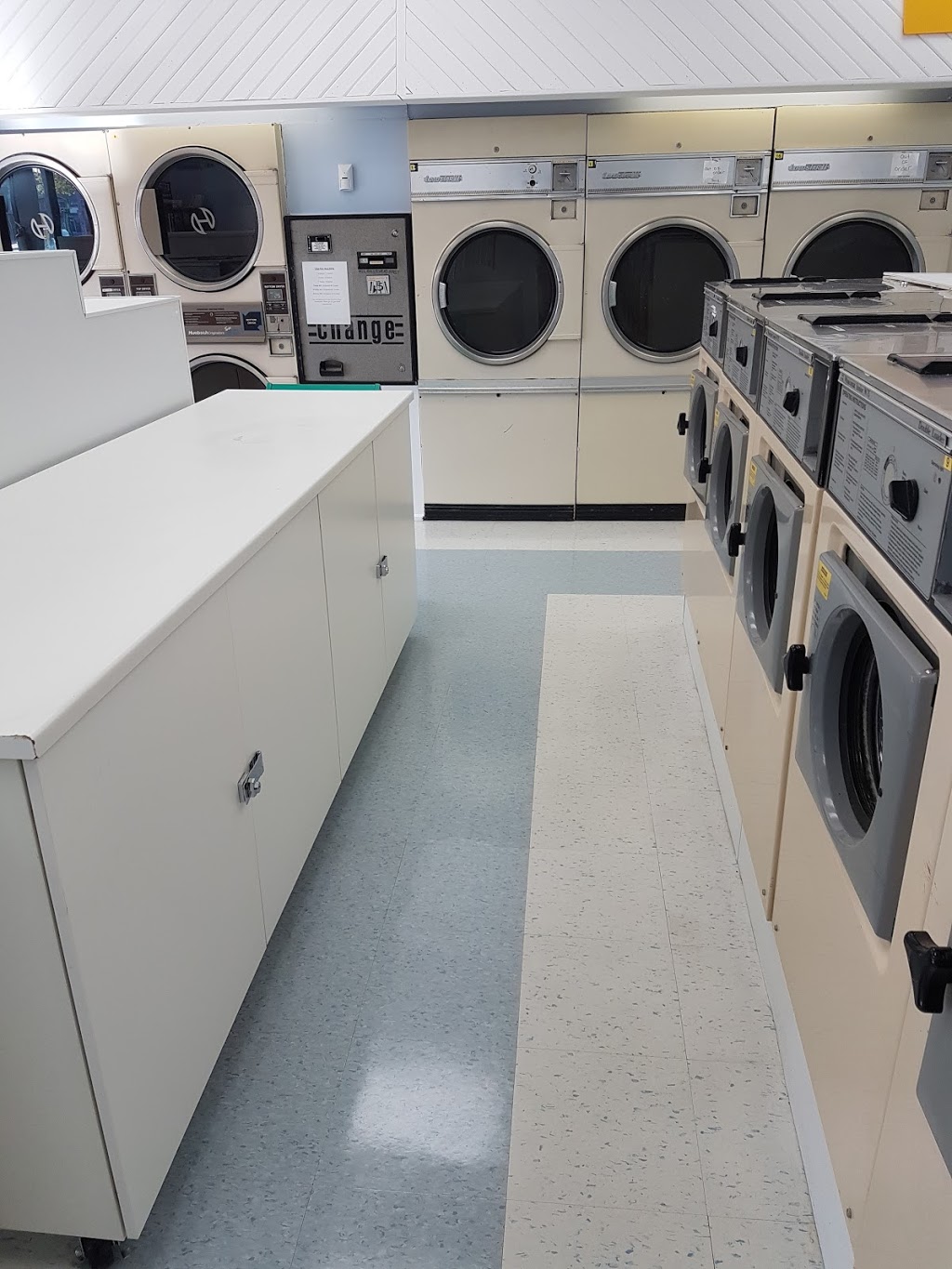 Guelph Cleaners & Alterations | 666 Woolwich St, Guelph, ON N1H 7G5, Canada | Phone: (519) 766-9682