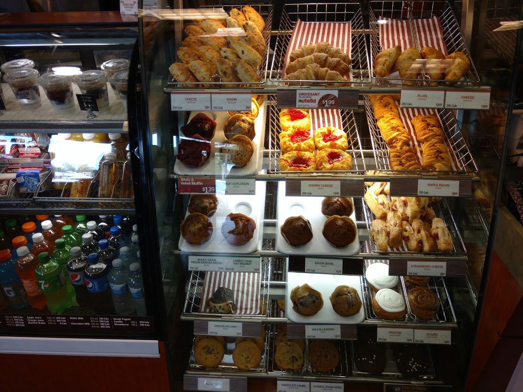 Tim Hortons | 6001 Yonge St, North York, ON M2M 3W2, Canada | Phone: (437) 242-3153