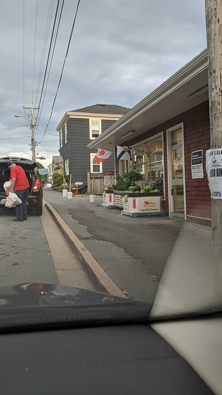 Francis Your Independent Grocer | 143 Victoria Road, Lunenburg, NS B0J 2C0, Canada | Phone: (902) 634-3751